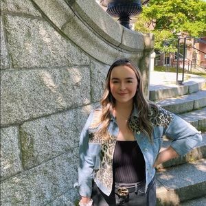 Meet your Posher, Brianna